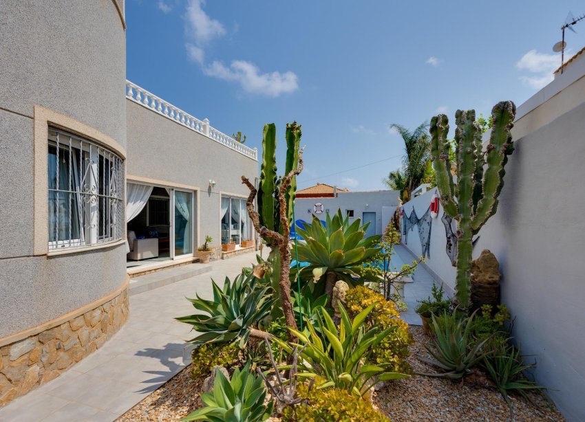 Reventa - Villa / Casa - Orihuela Costa - La Regia