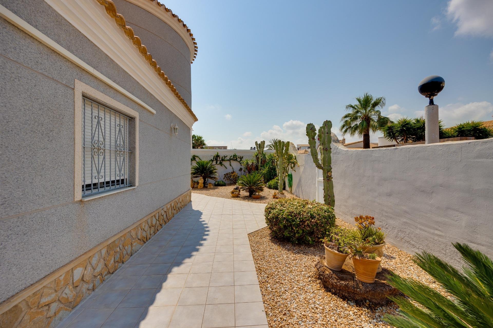 Reventa - Villa / Casa - Orihuela Costa - La Regia