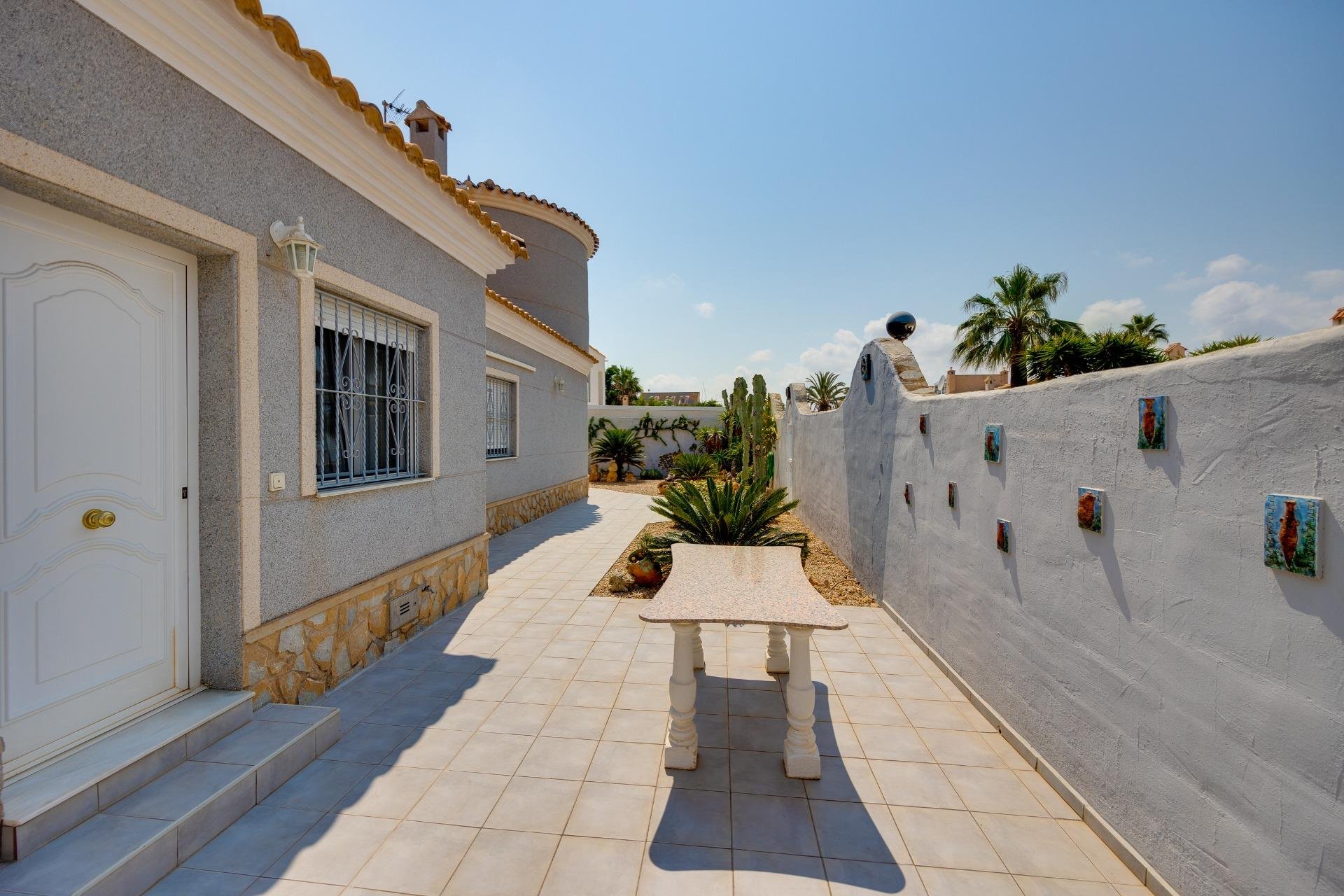 Reventa - Villa / Casa - Orihuela Costa - La Regia