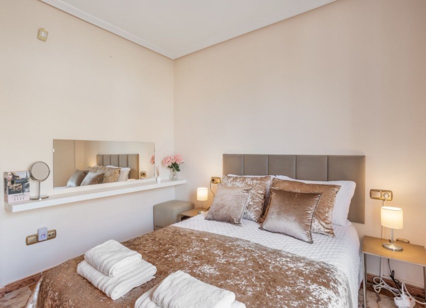 Reventa - Villa / Casa - Orihuela Costa - La Regia