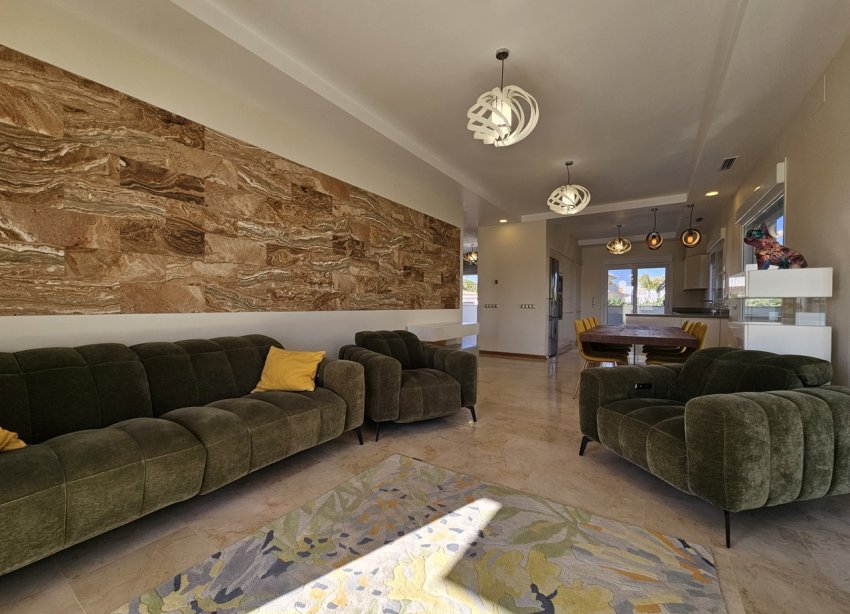 Reventa - Villa / Casa - Orihuela Costa - La Zenia