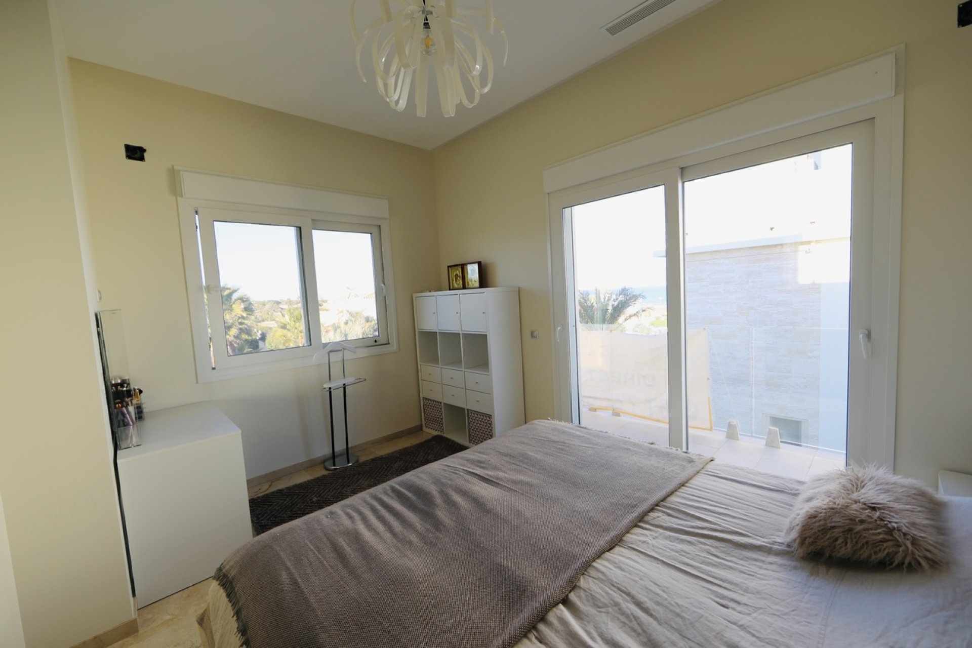 Reventa - Villa / Casa - Orihuela Costa - La Zenia