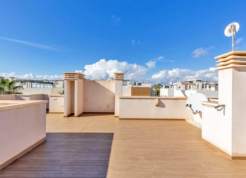 Reventa - Villa / Casa - Orihuela Costa - La Zenia