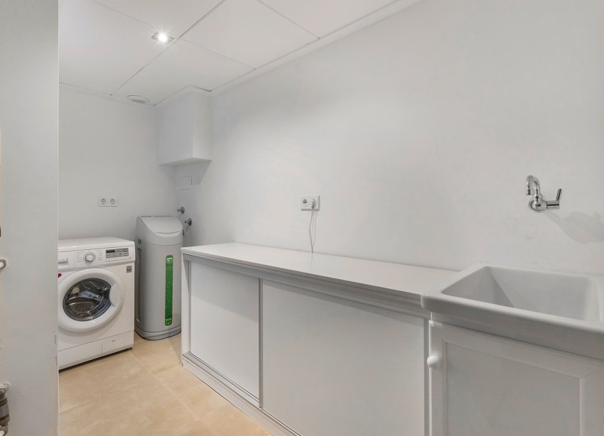 Reventa - Villa / Casa - Orihuela Costa - La Zenia
