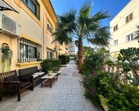 Reventa - Villa / Casa - Orihuela Costa - La Zenia