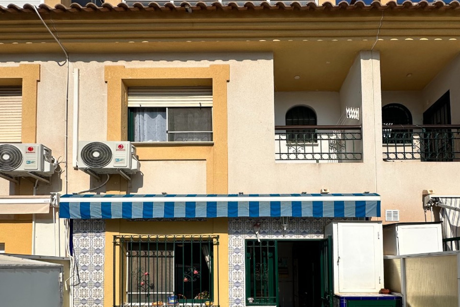 Reventa - Villa / Casa - Orihuela Costa - La Zenia