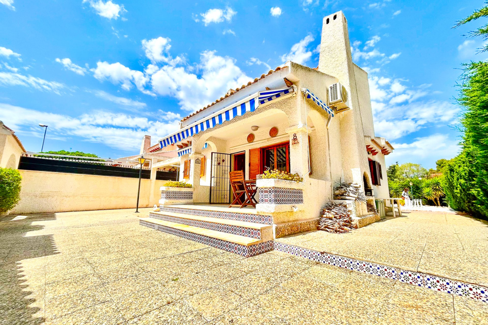 Reventa - Villa / Casa - Orihuela Costa - La Zenia