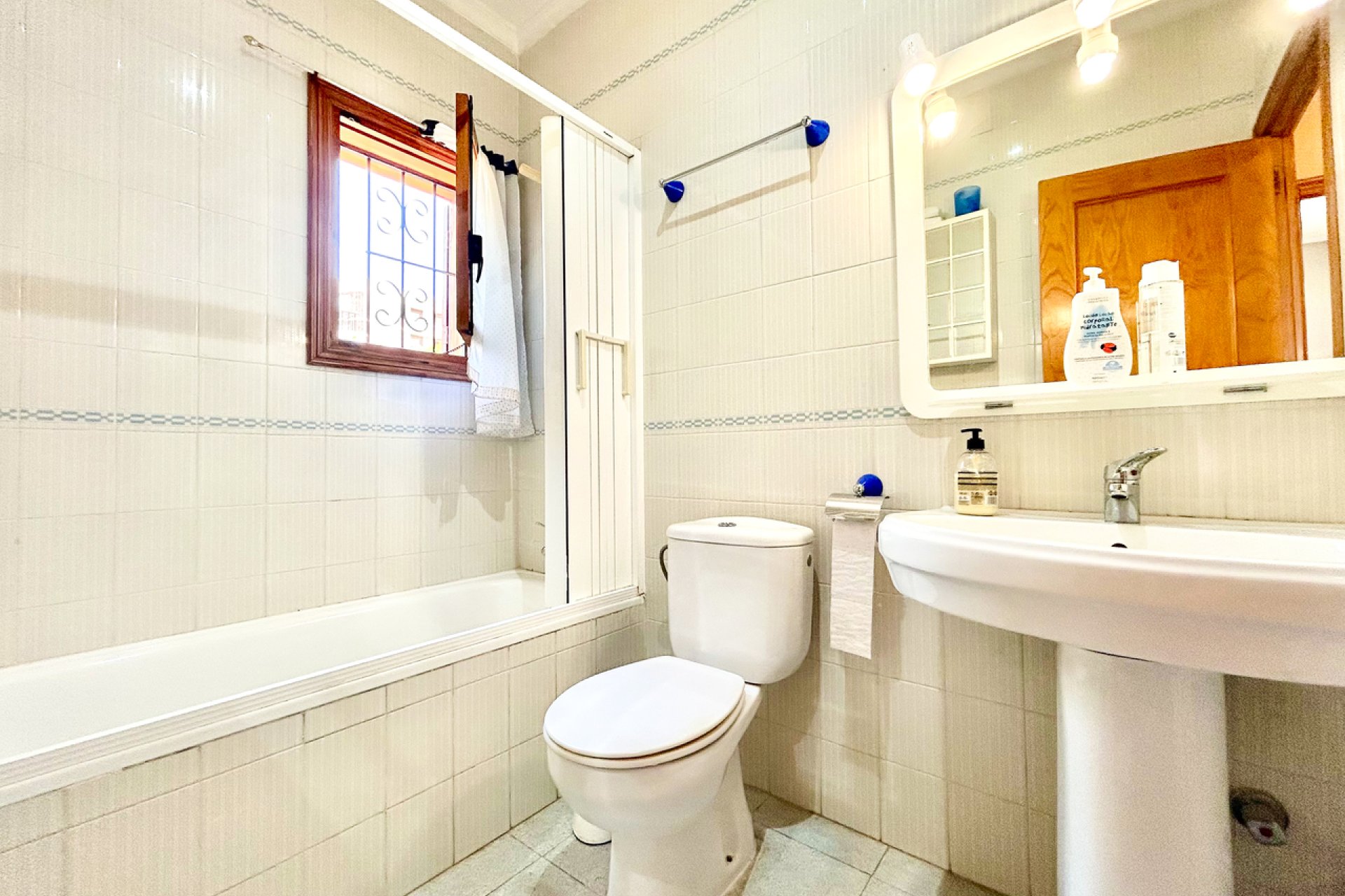 Reventa - Villa / Casa - Orihuela Costa - La Zenia