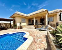 Reventa - Villa / Casa - Orihuela Costa - La Zenia