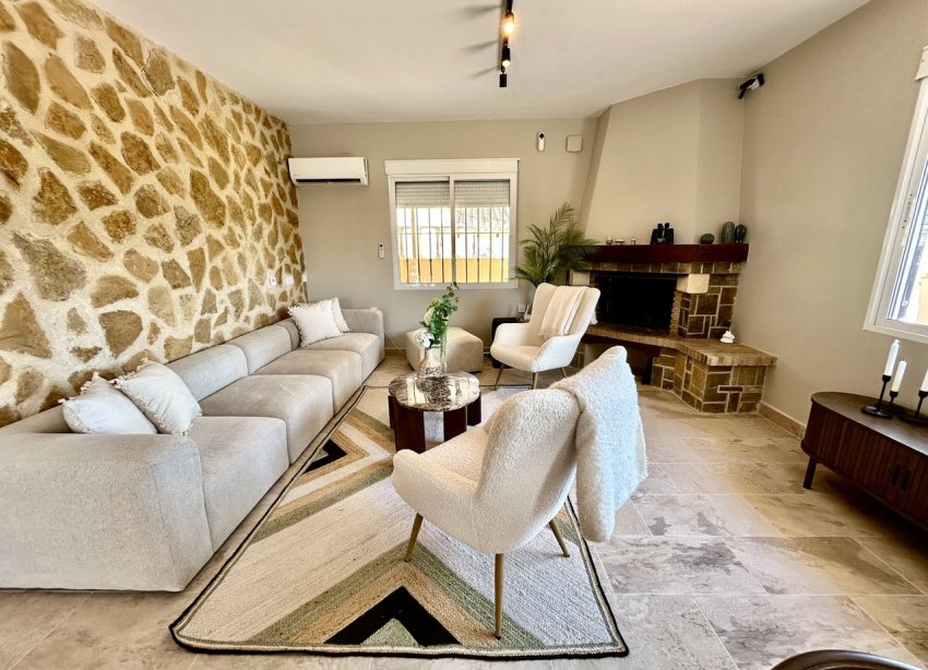 Reventa - Villa / Casa - Orihuela Costa - La Zenia