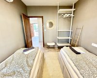 Reventa - Villa / Casa - Orihuela Costa - La Zenia