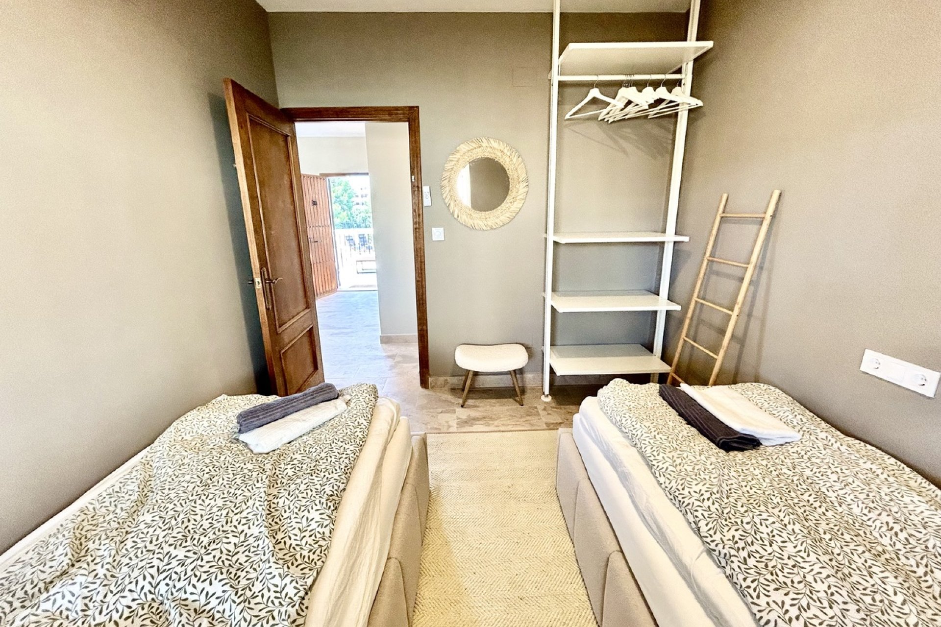 Reventa - Villa / Casa - Orihuela Costa - La Zenia