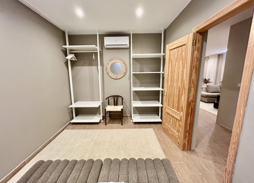 Reventa - Villa / Casa - Orihuela Costa - La Zenia