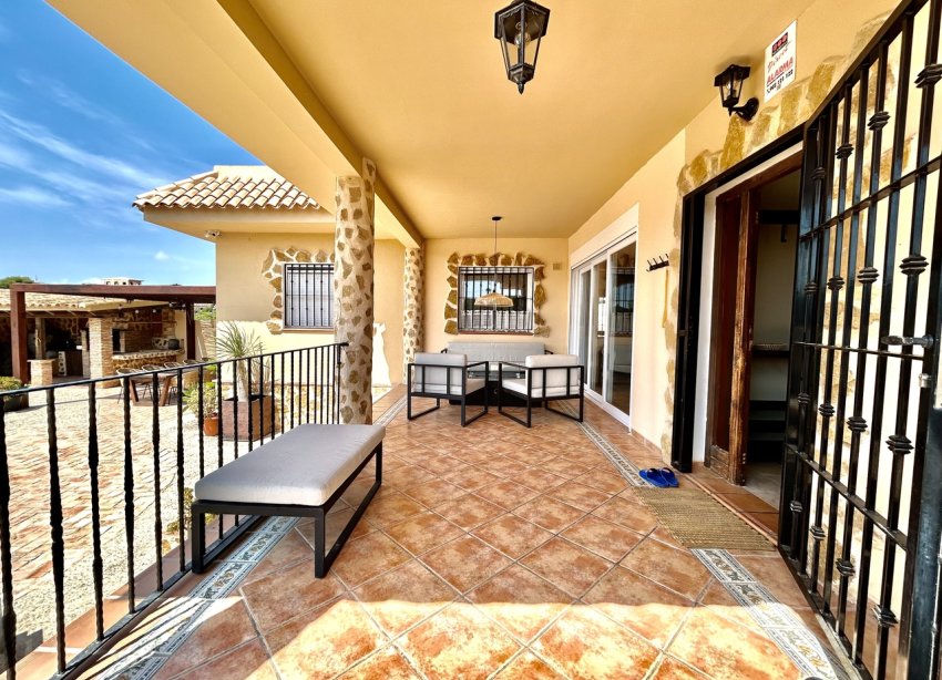 Reventa - Villa / Casa - Orihuela Costa - La Zenia
