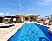 Reventa - Villa / Casa - Orihuela Costa - La Zenia