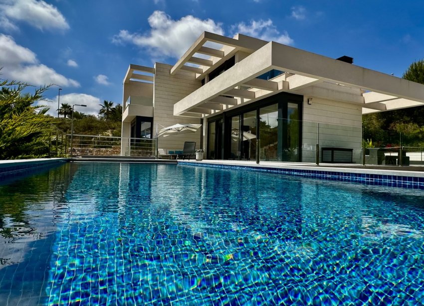 Reventa - Villa / Casa - Orihuela Costa - Las Colinas Golf
