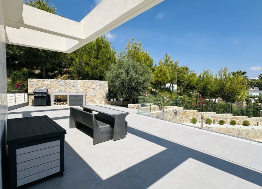 Reventa - Villa / Casa - Orihuela Costa - Las Colinas Golf