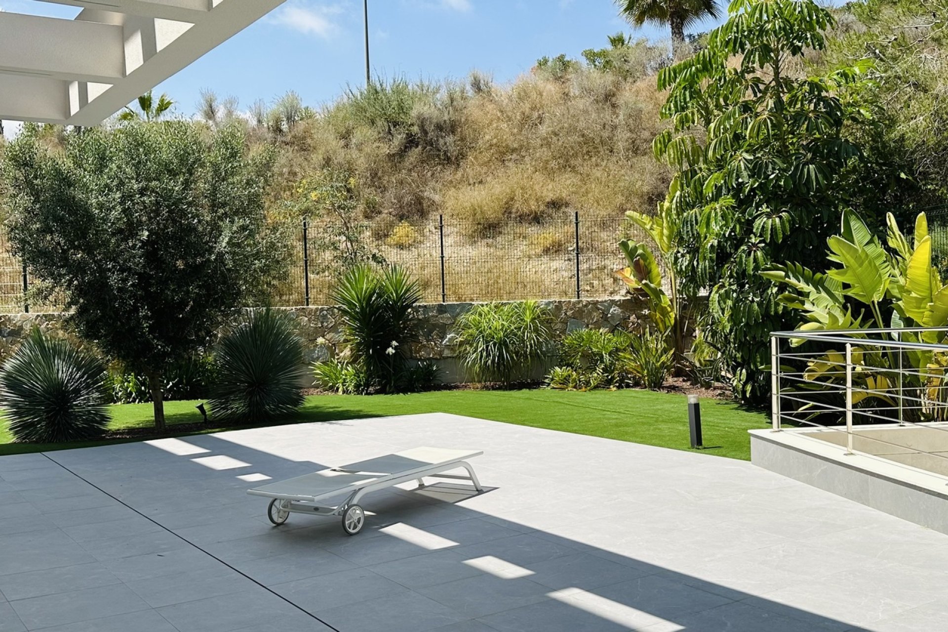 Reventa - Villa / Casa - Orihuela Costa - Las Colinas Golf