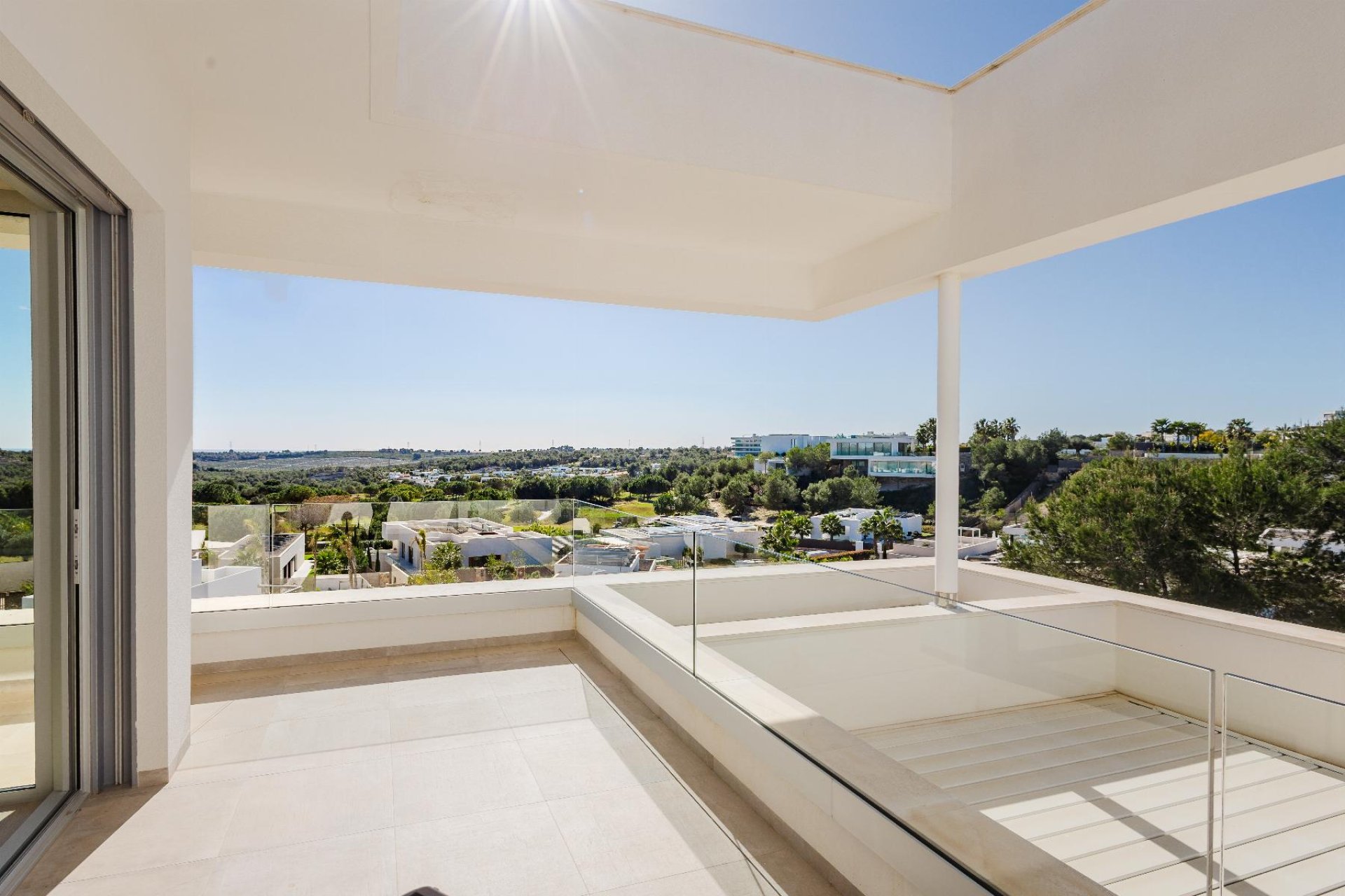 Reventa - Villa / Casa - Orihuela Costa - Las Colinas Golf