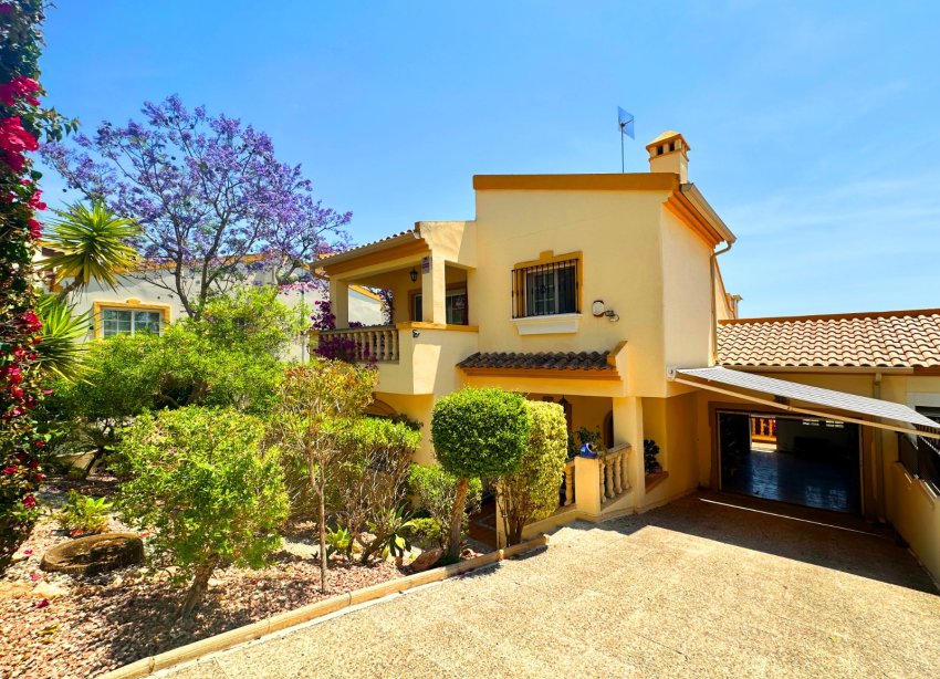 Reventa - Villa / Casa - Orihuela Costa - Las Ramblas