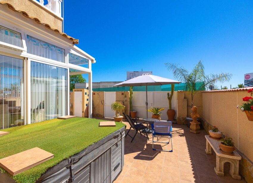 Reventa - Villa / Casa - Orihuela Costa - Lomas de Don Juan