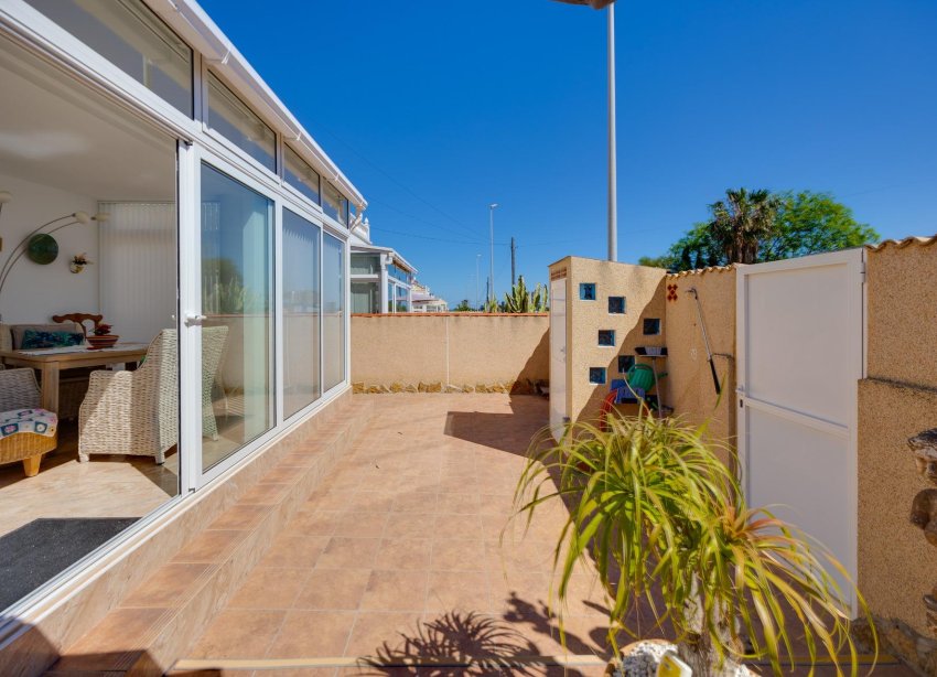 Reventa - Villa / Casa - Orihuela Costa - Lomas de Don Juan