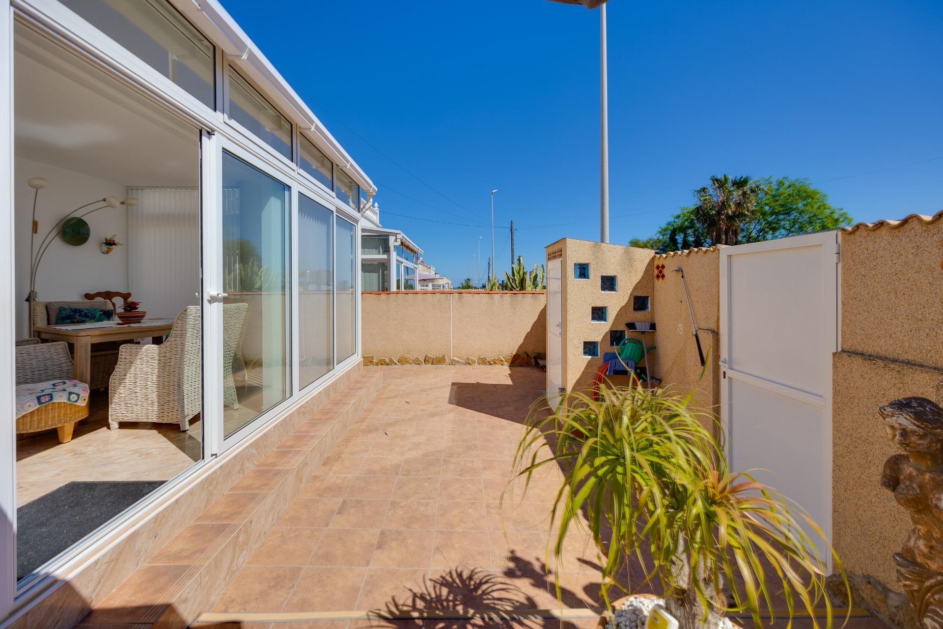 Reventa - Villa / Casa - Orihuela Costa - Lomas de Don Juan