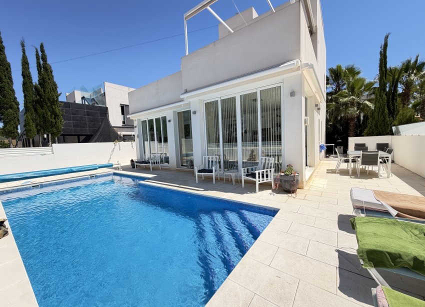 Reventa - Villa / Casa - Orihuela Costa - Mil Palmeras