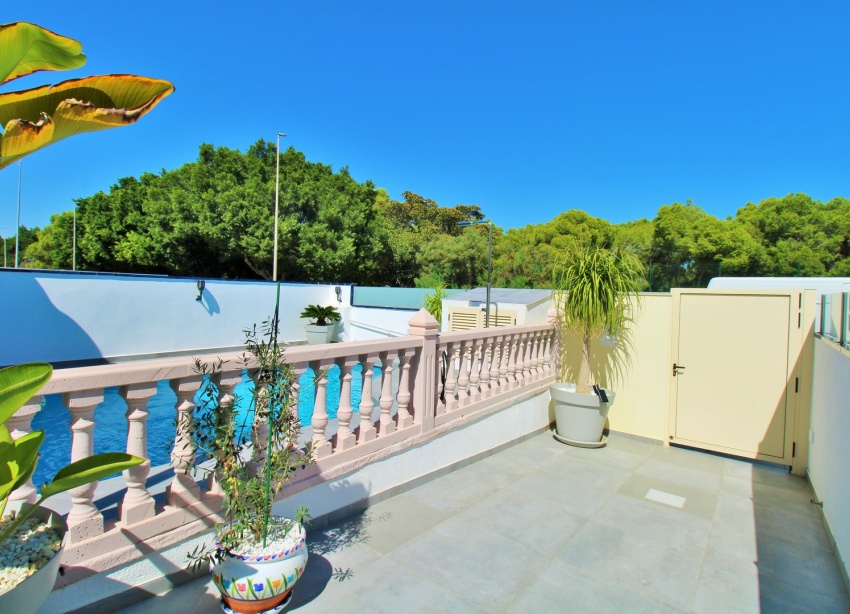 Reventa - Villa / Casa - Orihuela Costa - Mil Palmeras
