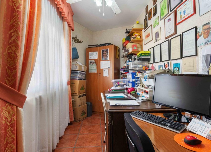Reventa - Villa / Casa - Orihuela Costa - MUY CERCA DE LA PLAYA