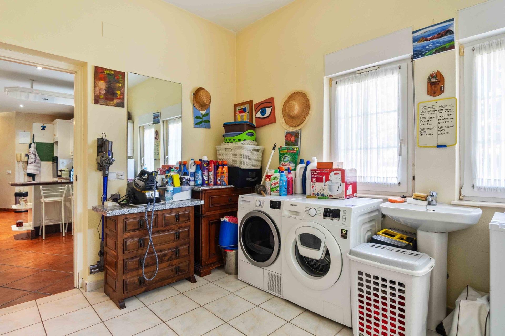 Reventa - Villa / Casa - Orihuela Costa - MUY CERCA DE LA PLAYA