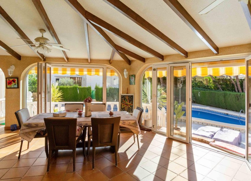 Reventa - Villa / Casa - Orihuela Costa - MUY CERCA DE LA PLAYA