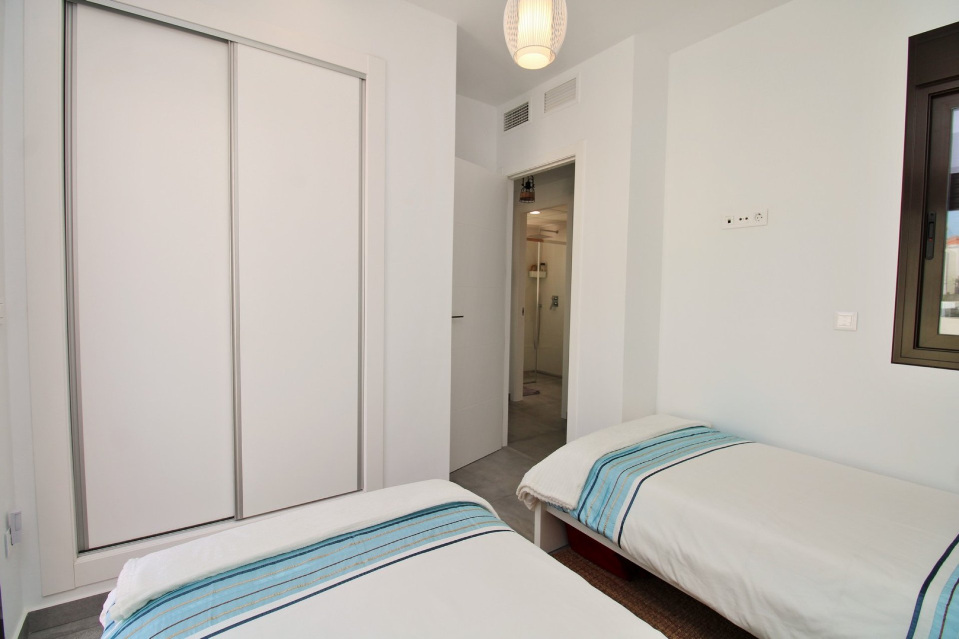 Reventa - Villa / Casa - Orihuela Costa - PAU 8
