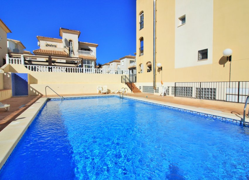 Reventa - Villa / Casa - Orihuela Costa - Playa Flamenca