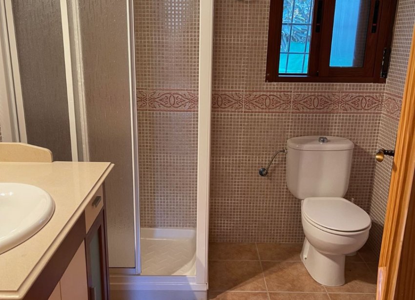 Reventa - Villa / Casa - Orihuela Costa - Punta Prima