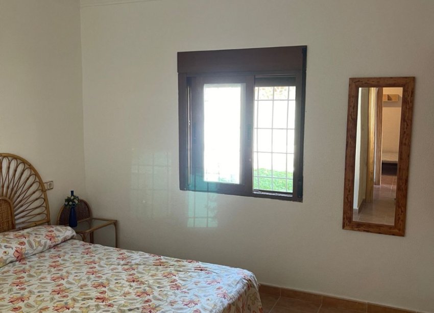 Reventa - Villa / Casa - Orihuela Costa - Punta Prima