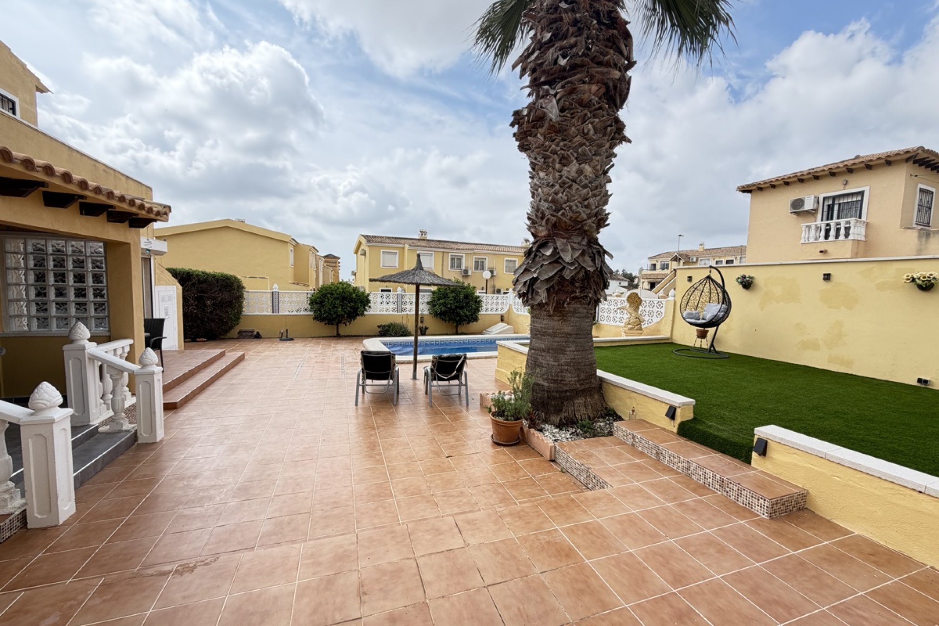 Reventa - Villa / Casa - Orihuela Costa - Villamartín
