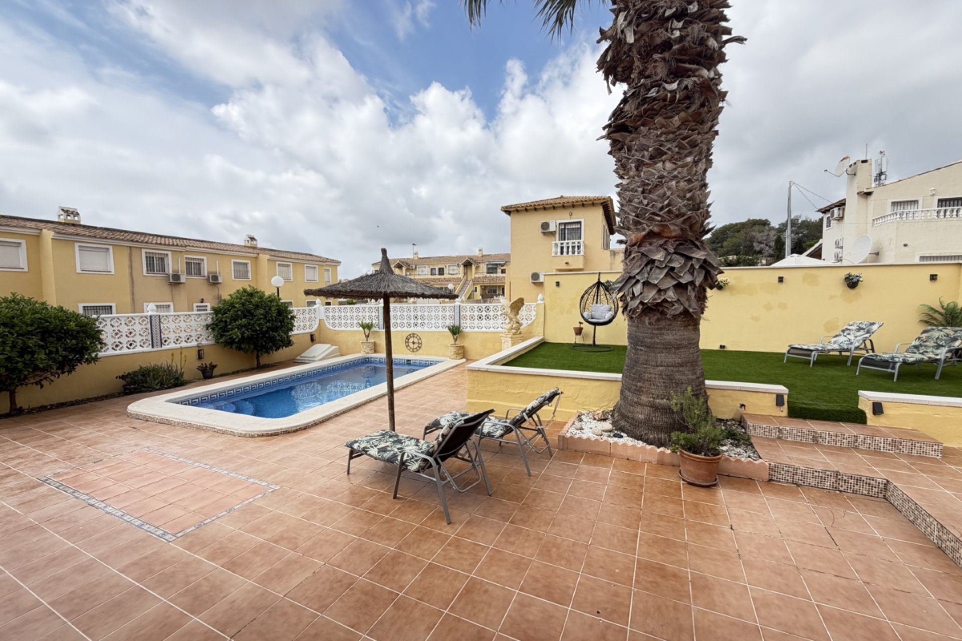 Reventa - Villa / Casa - Orihuela Costa - Villamartín