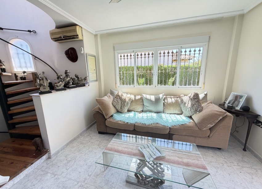 Reventa - Villa / Casa - Orihuela Costa - Villamartín