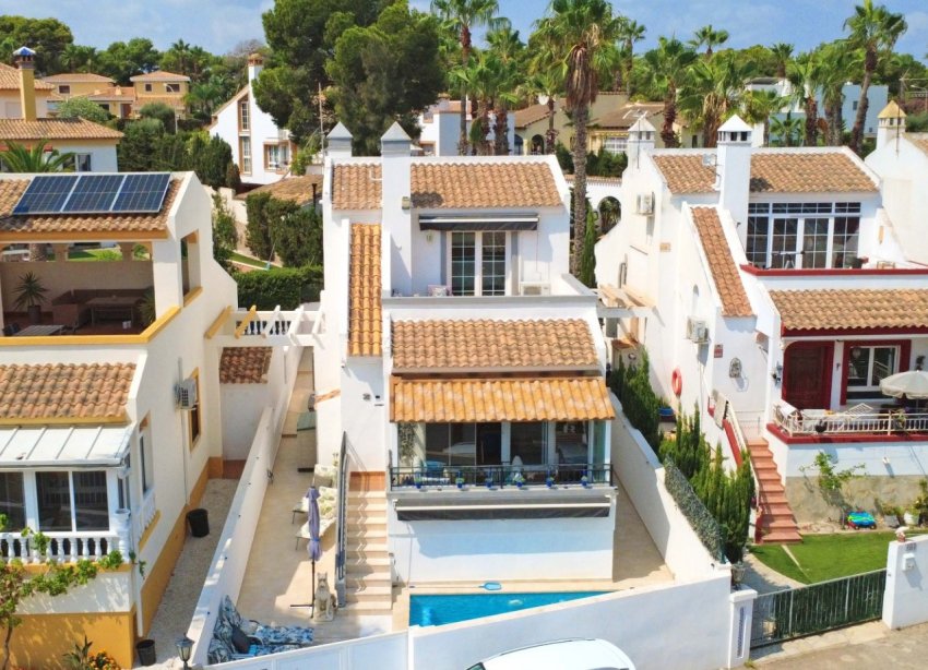 Reventa - Villa / Casa - Orihuela Costa - Villamartín