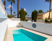 Reventa - Villa / Casa - Orihuela Costa - Villamartín