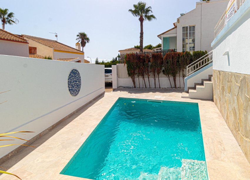 Reventa - Villa / Casa - Orihuela Costa - Villamartín