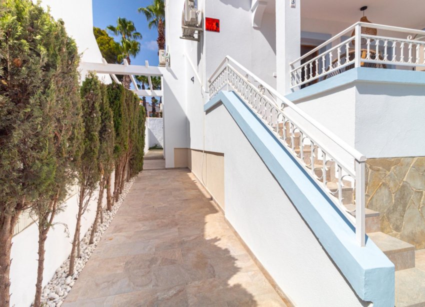 Reventa - Villa / Casa - Orihuela Costa - Villamartín
