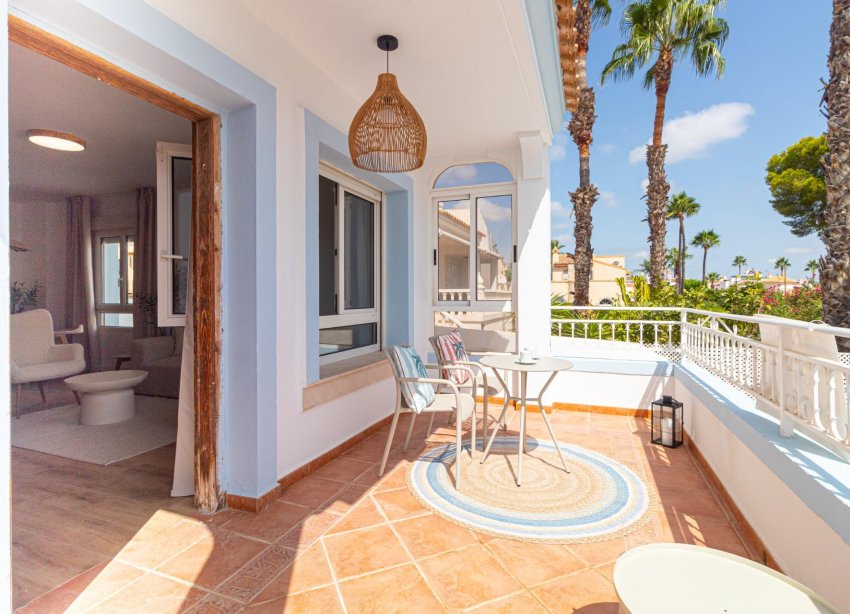 Reventa - Villa / Casa - Orihuela Costa - Villamartín