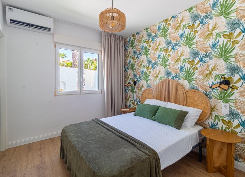 Reventa - Villa / Casa - Orihuela Costa - Villamartín