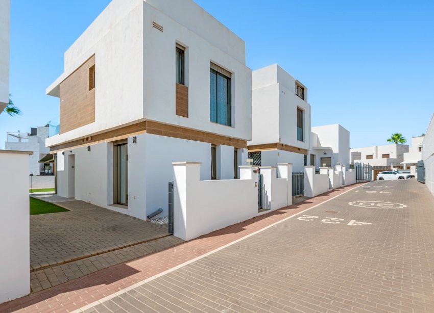 Reventa - Villa / Casa - Orihuela Costa - Villamartín