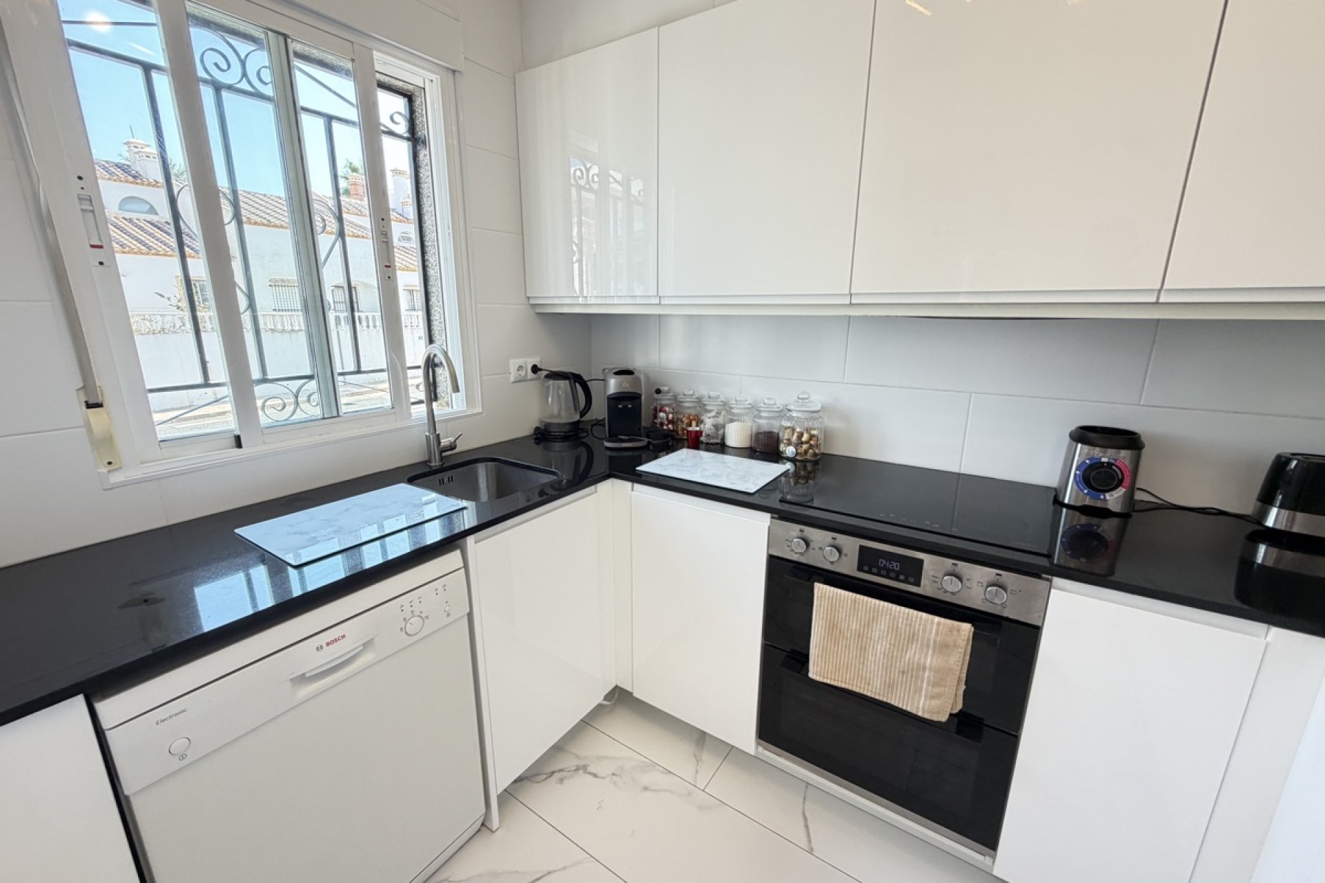 Reventa - Villa / Casa - Orihuela Costa - Villamartín