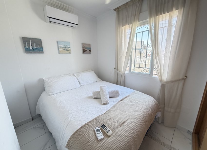 Reventa - Villa / Casa - Orihuela Costa - Villamartín