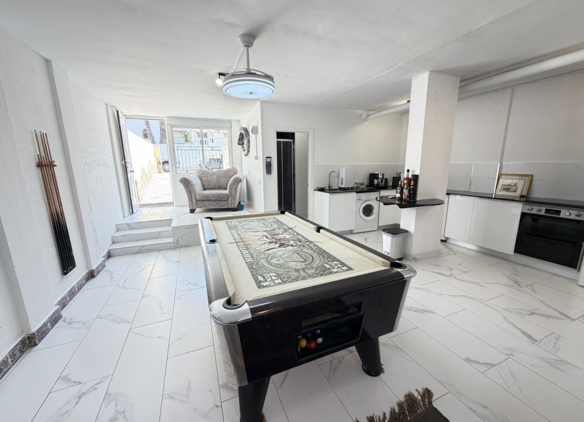 Reventa - Villa / Casa - Orihuela Costa - Villamartín
