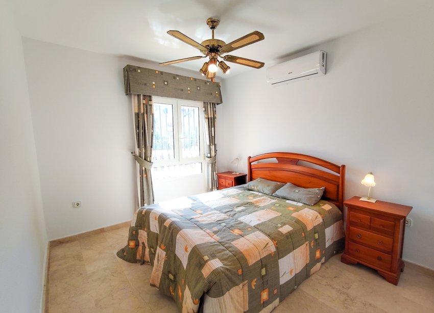 Reventa - Villa / Casa - Orihuela Costa - Villamartín